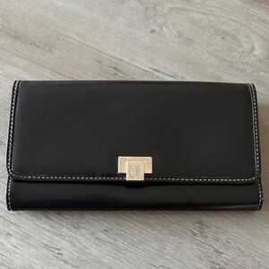 Lauren Conrad Black Leather Wallet EUC